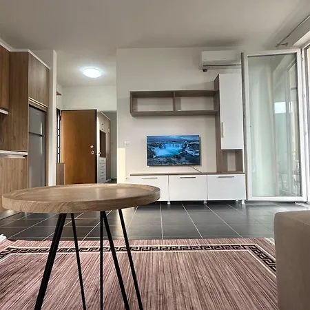 Coast Apartment