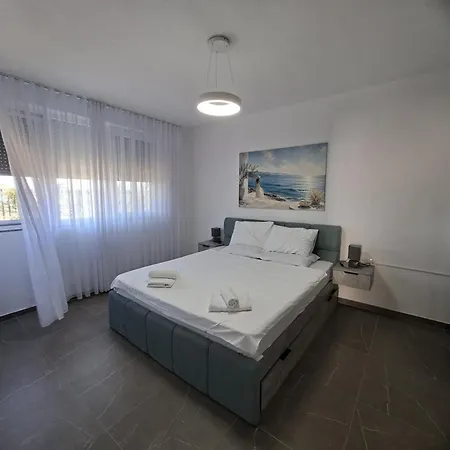 Coast Apartment Tale